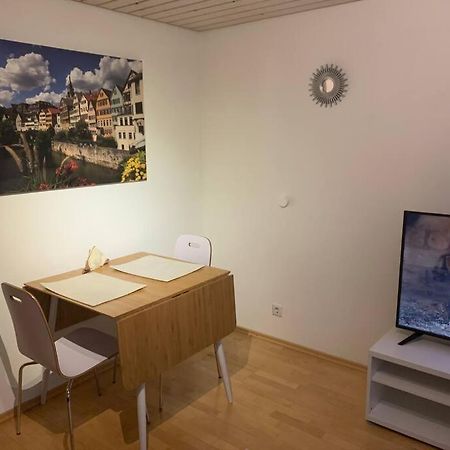 2-Zimmer-Nichtraucher-Ferienwohnung Strobel Tuebingen Exterior photo